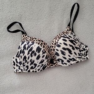 Victoria's Secret Bombshell Black and White Animal Print Bra 34A